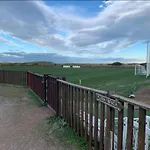 Retreat * فالنسيا
