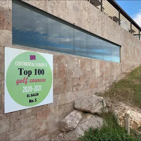 Retreat فالنسيا